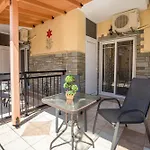 Ξενοδοχείο με διαμερίσματα Markos Thassos