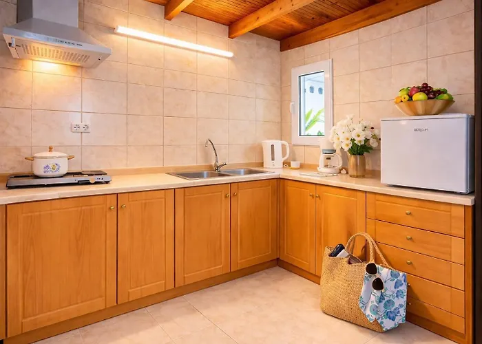 Markos Thassos 公寓式酒店