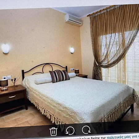 Markos Apartment Potos
