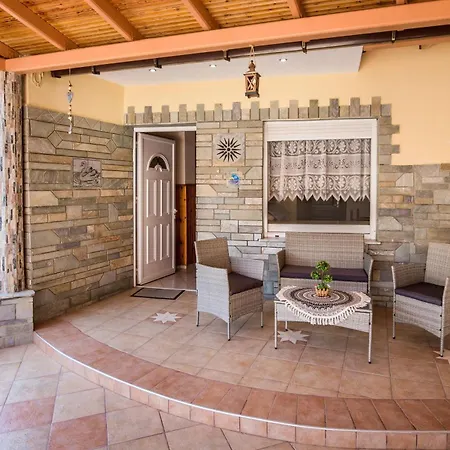 Apartment Markos