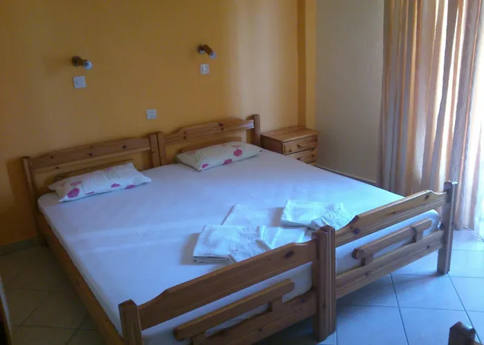 Markos Thassos * Potos